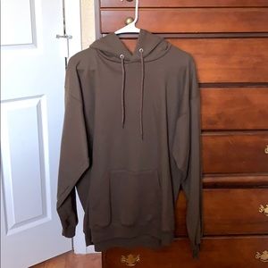 Hanes oversized brown hoodie(never worn), size M